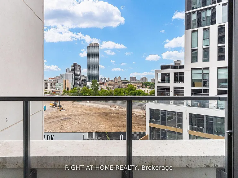 15 Wellington St S #301 — Photo 21