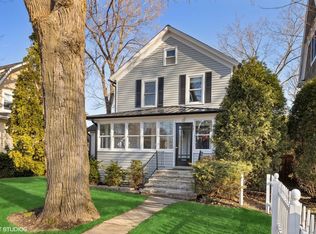 547 Melrose Ave, Kenilworth, IL