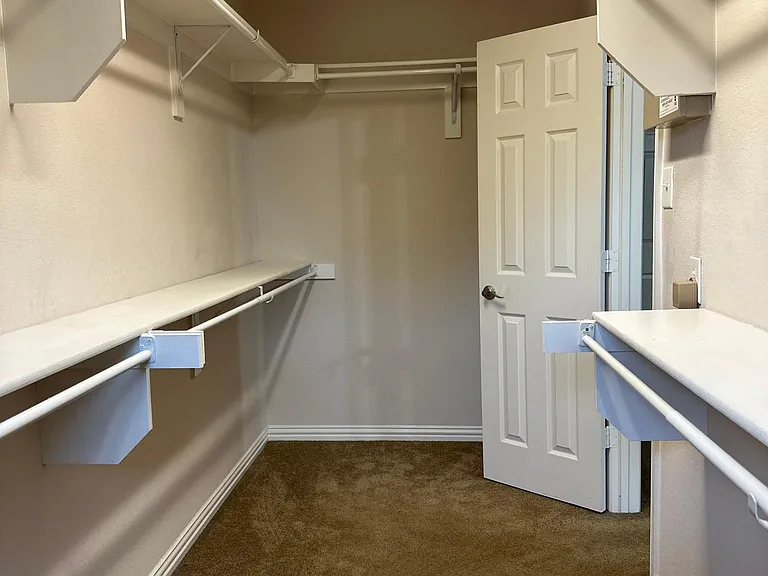 8730 Manhattan Ave #8730 — Photo 27