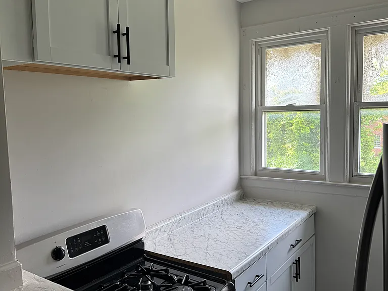 3224 Monterey St — Photo 9