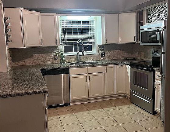 4th image of 4730 Richardson Dr