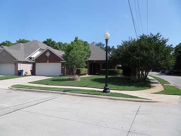 2nd image of 1700 Tealwood Ln