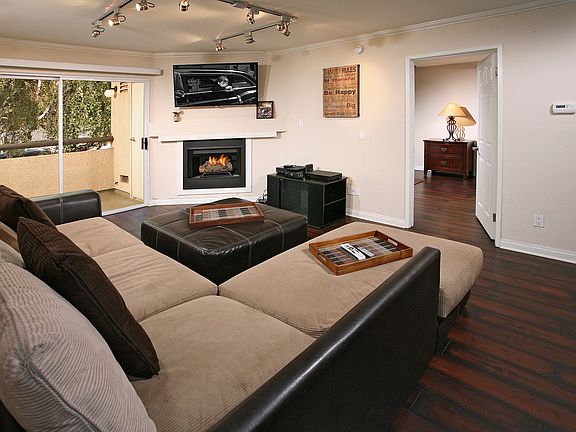 2nd image of 21450 Burbank Blvd APT 111