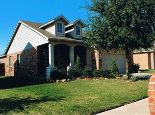 10829 Hawks Landing Rd, Haslet, TX 76052