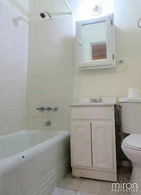 Rented by Miron Properties | media 14
