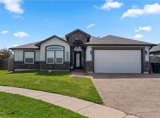 10305 Beverly Hills Dr, Corpus Christi, TX 78410