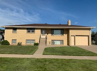 431 S 16th St, Bismarck, ND 58504