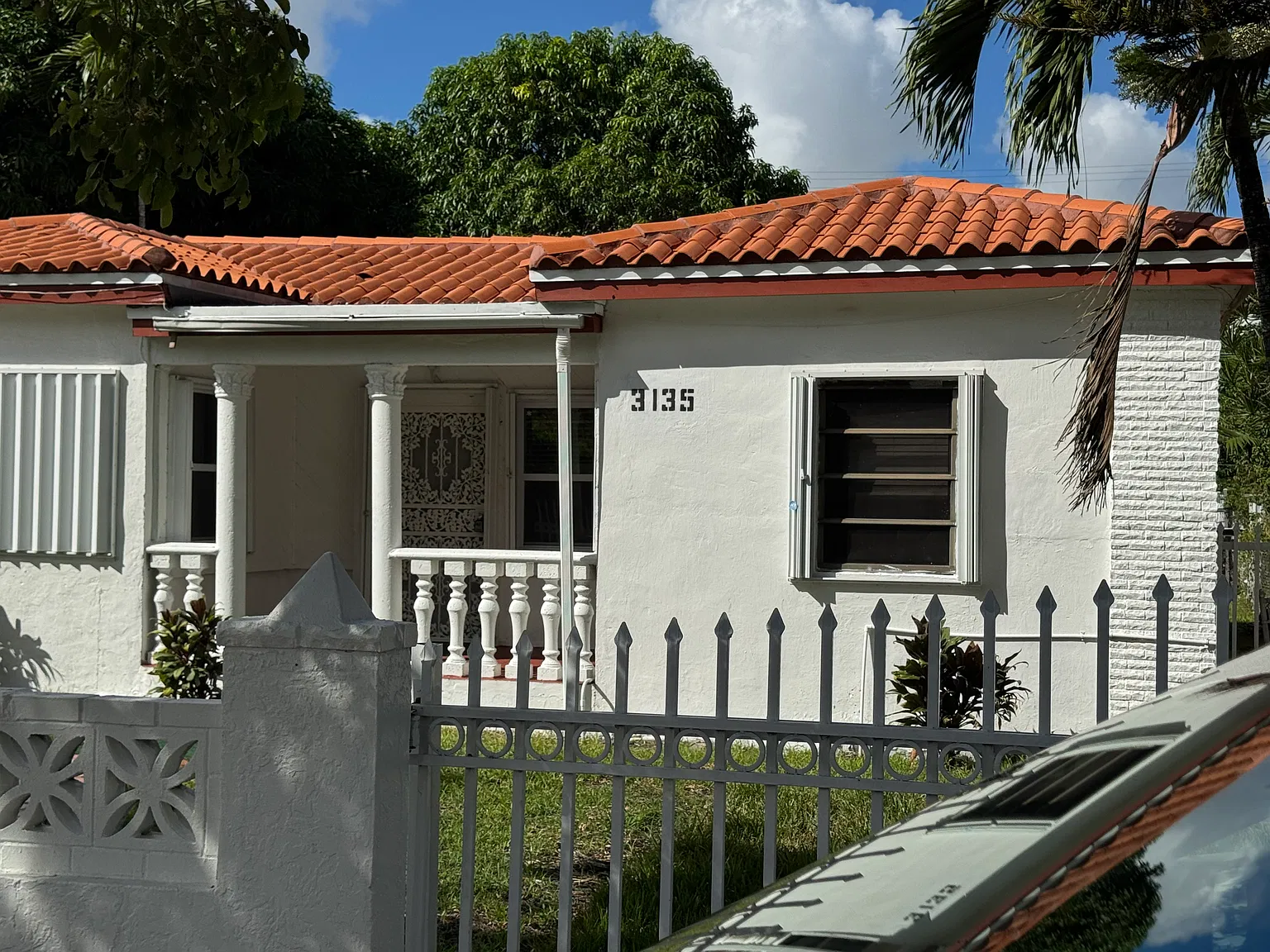 3 bed, 1.5 bath, 1491 sqft, $2,975 — Photo 2