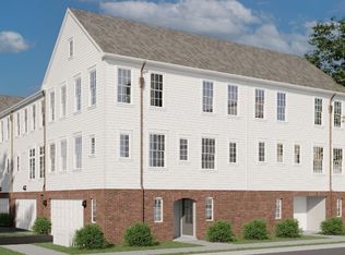 3027 Howell Dr, Bridgeville, PA 15017