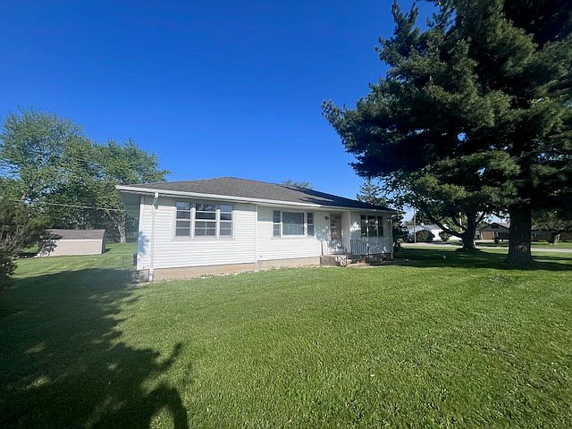 1st image of 1709 Gillmore Dr