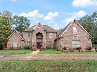 832 W Oak Grove Rd, Hernando, MS 38632