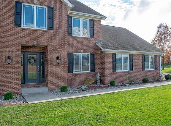 5th image of 942 Bay Pointe Dr