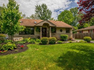 1072 Roundelay Rd E, Reynoldsburg, OH 43068