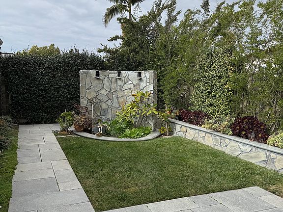 2nd image of 5871 Camphor Ave