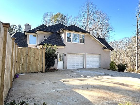 5th image of 114 Red Oak Trl