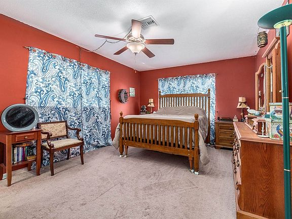 5th image of 1430 Fernlea Dr