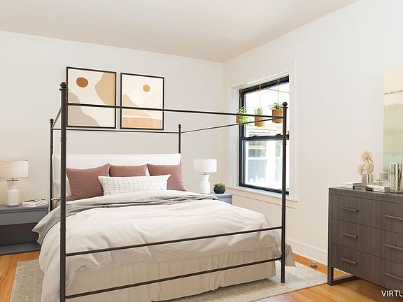 3rd image of 4325 N Dayton St #2