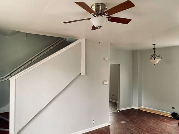 3rd image of 8846 S Yale Ave