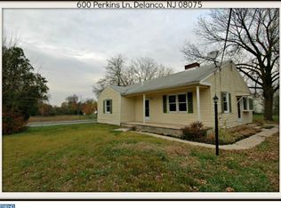 600 Perkins Ln, Delanco, NJ 08075
