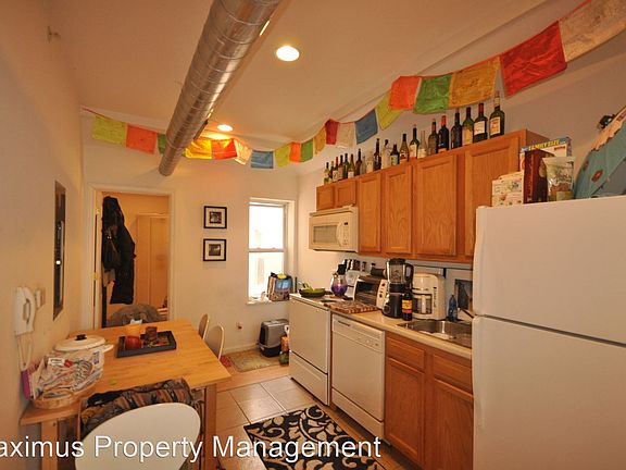 4th image of 1535 Poplar St APT 2A