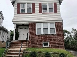 48 Gillespie Rd, Bloomfield, NJ 07003