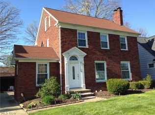 238 Stanford Dr, Berea, OH 44017