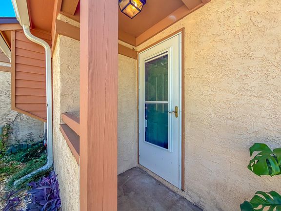 3rd image of 2403 Manzanita Ct