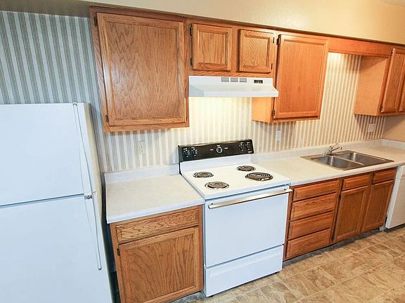 2nd image of 1711 W 10th Ave APT 2