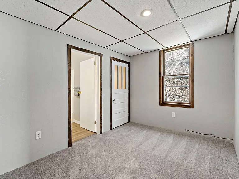 725 Mifflin Rd — Photo 18