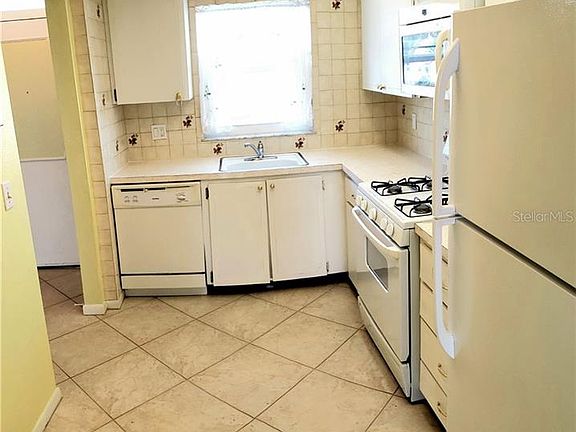 4th image of 6020 Shore Blvd S APT 509