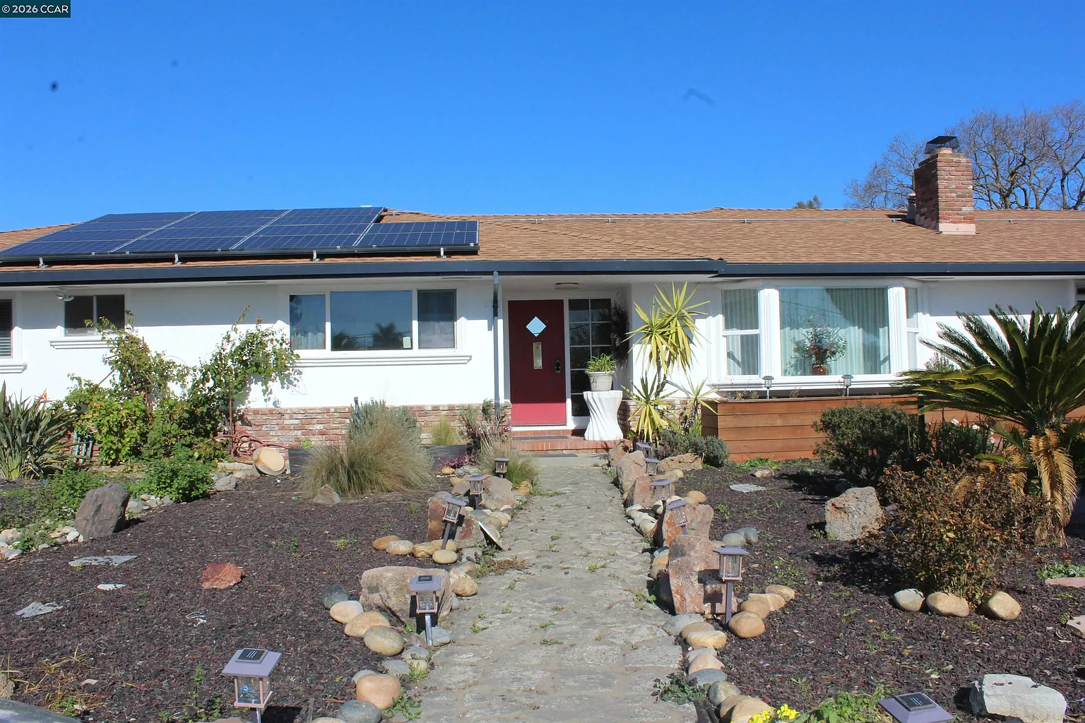 330 W Cypress Rd photo 1