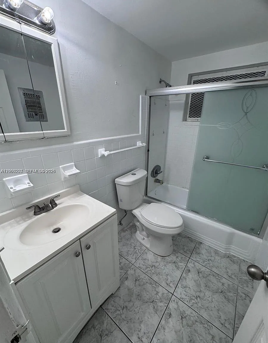 American Gardens Condo — Photo 4