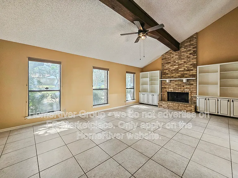 8823 Wellesley Manor Dr — Photo 6