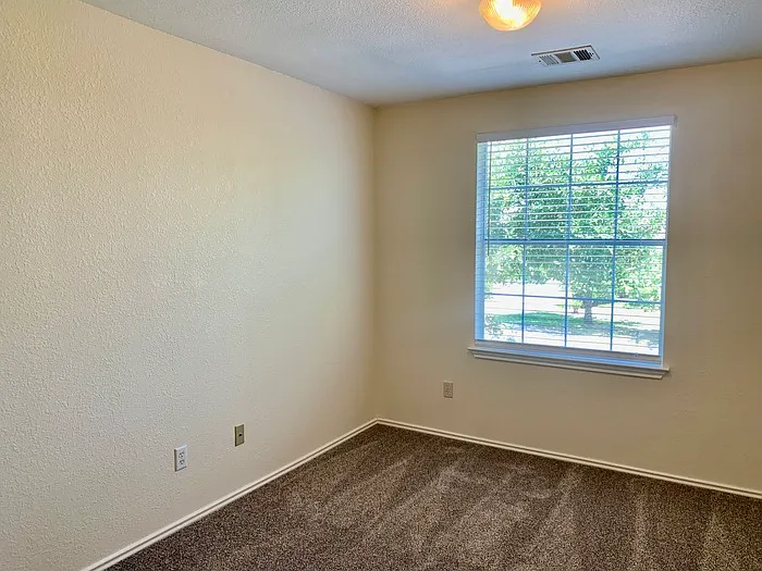 1613 Tea Leaf Dr — Photo 12