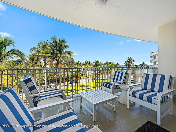 2nd image of 100 Royal Palm Way APT G4