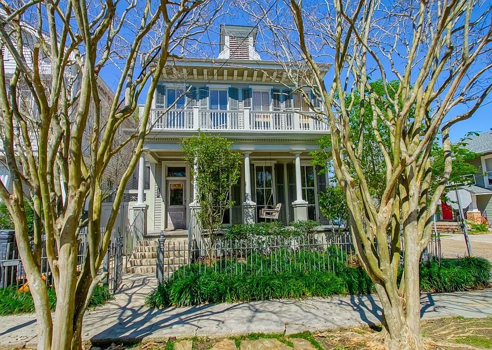 1st image of 336 Pine St