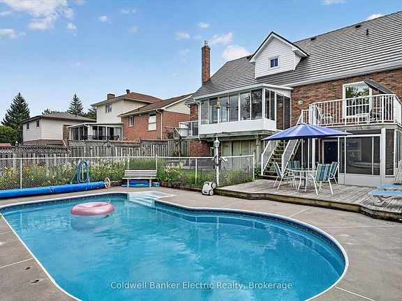 2nd image of 948 Smithside Ct