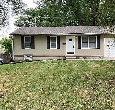 2nd image of 15003 Fuller Ave