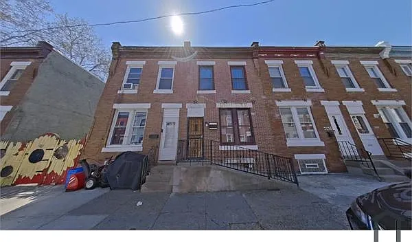 438 Saint Paul St — Photo 1