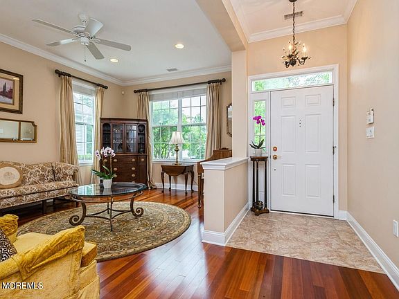 3rd image of 60 Portchester Drive