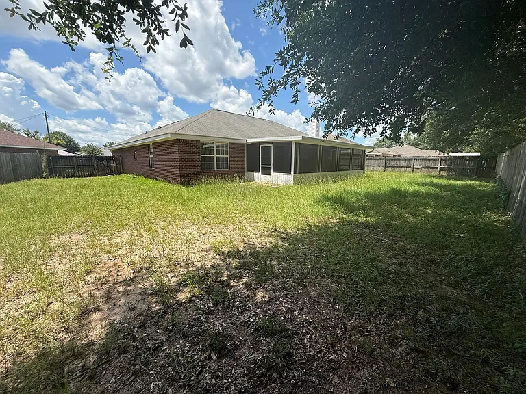 4902 Chads Cir — Photo 23