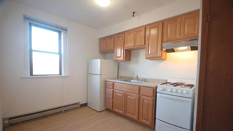 1 bed, 500 sqft, $1,950 — Photo 2