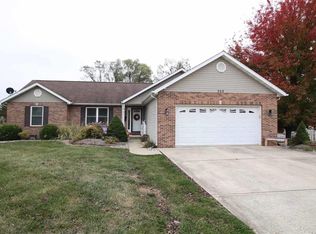 705 Whispering Oaks Dr, Bethalto, IL
