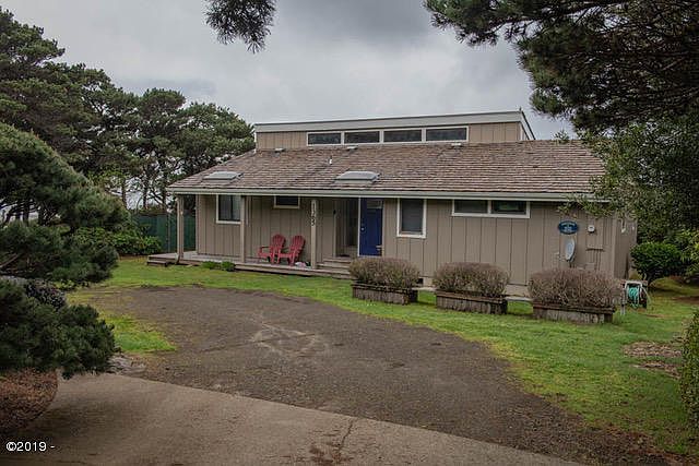 1st image of 1365 NW Orcas Dr