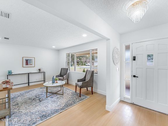 2nd image of 8460 LYNDA SUE Lane W