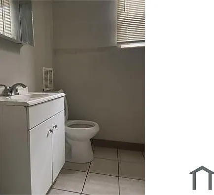 3 bed, 1000 sqft, $1,500 — Photo 3