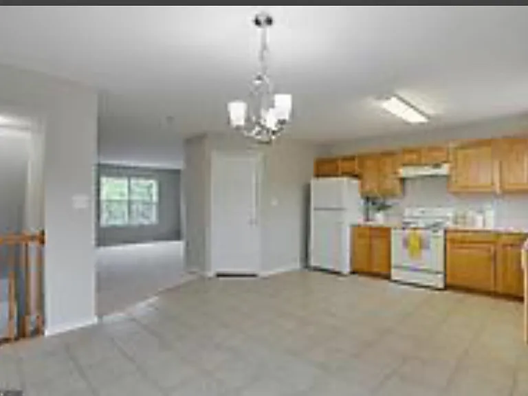 350 Cambridge Pl — Photo 24