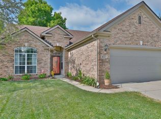 10324 Lakeland Dr, Fishers, IN 46037