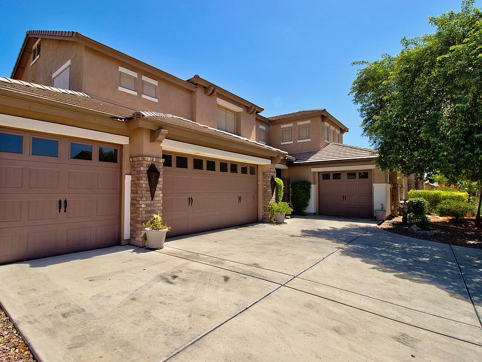 1st image of 376 E Atlantic Dr
