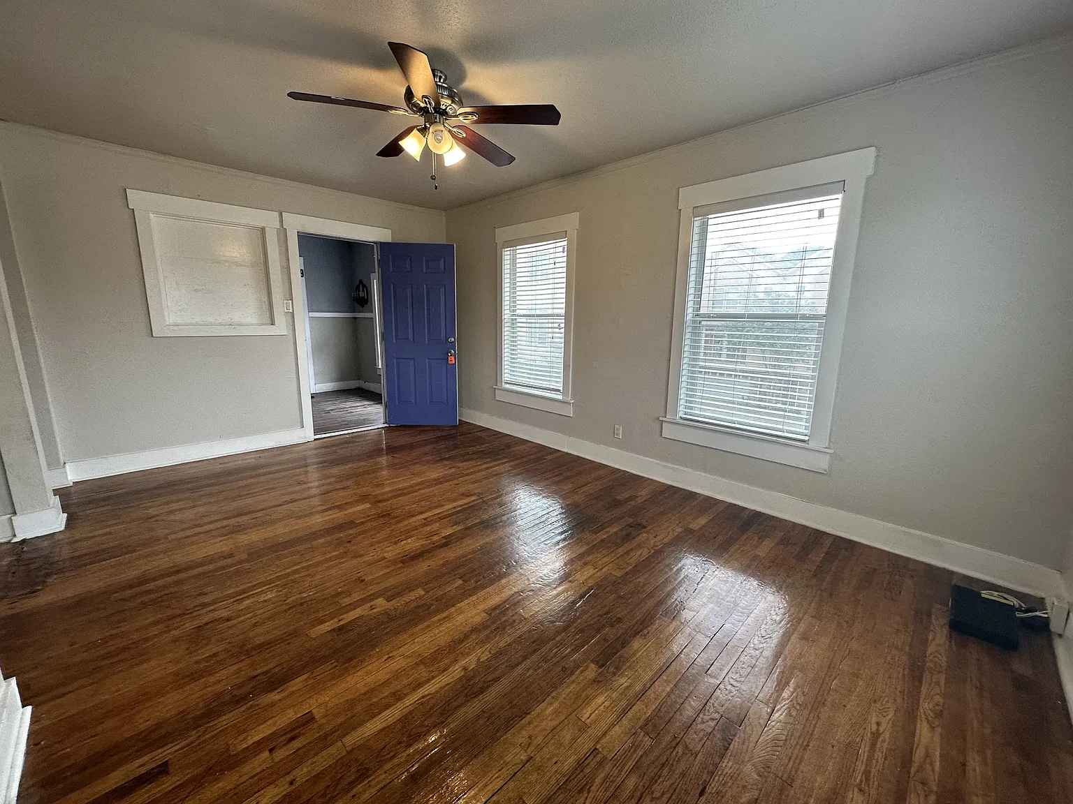 Holman (1624) - 1630-... — Photo 4